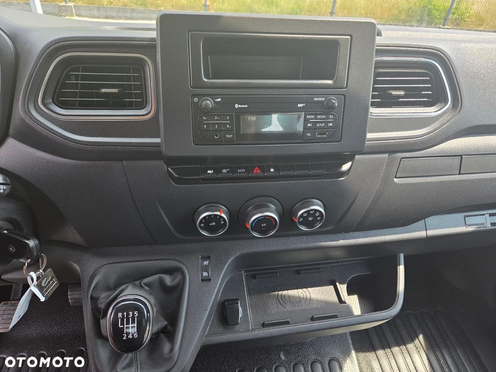 Renault Master - 15