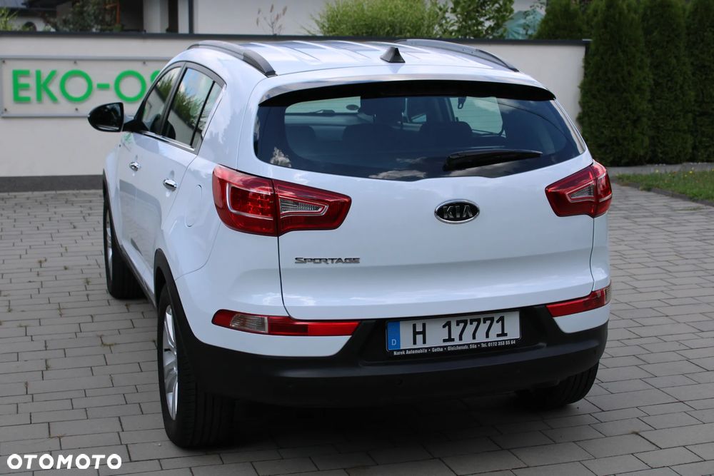 Kia Sportage 2.0 L - 14