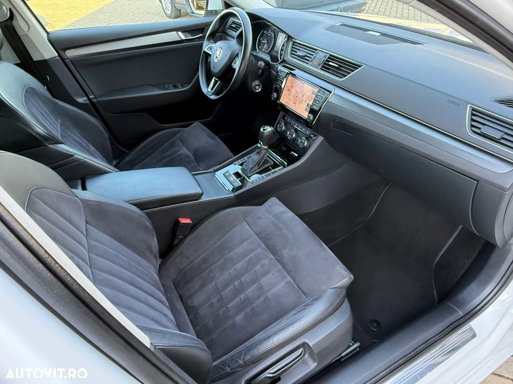 Skoda Superb 2.0 TDI DSG Sportline - 10