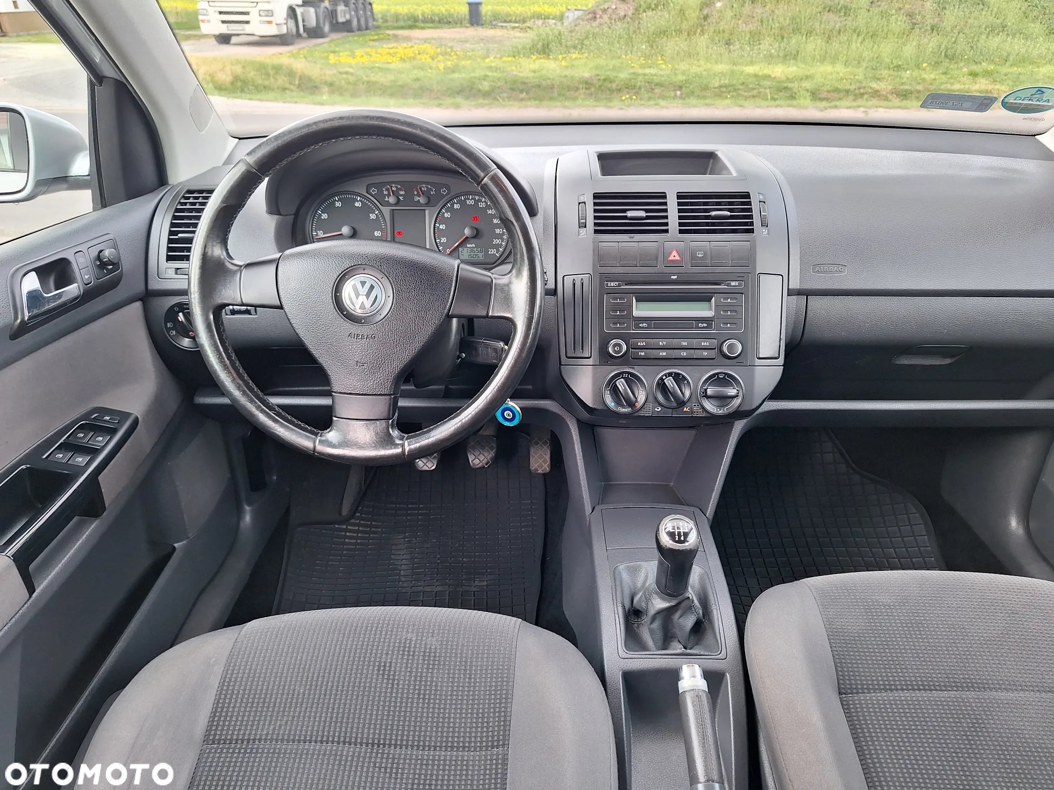 Volkswagen Polo 1.4 16V Trendline - 7