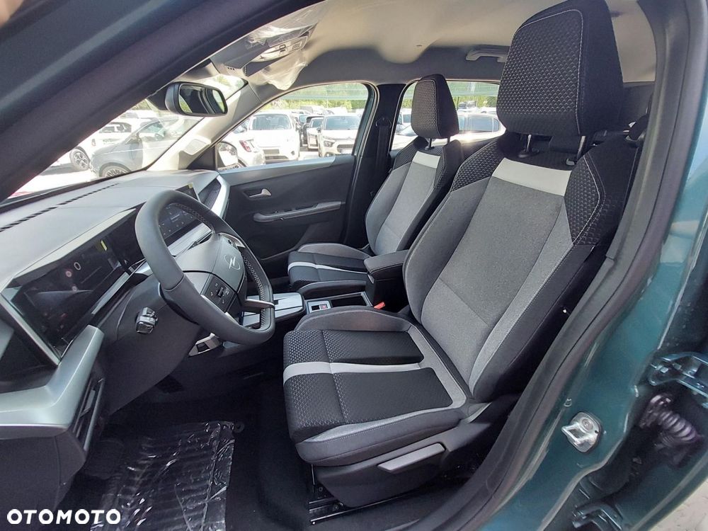 Opel Frontera 1.2 T mHEV GS eDTC6 - 13