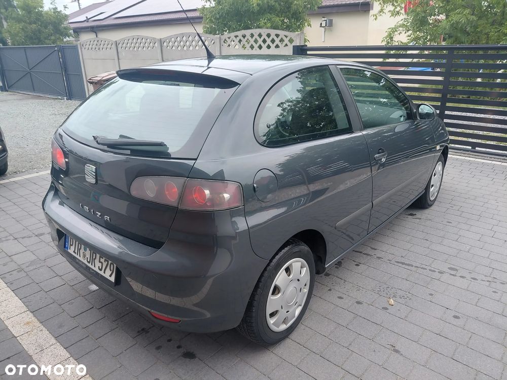 Seat Ibiza SC 1.4 16V Sport - 5