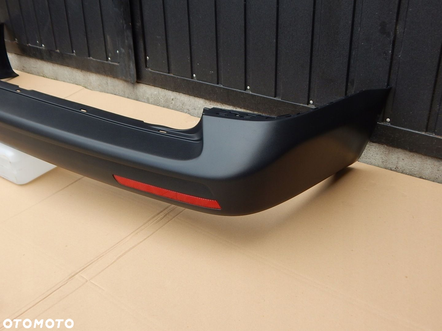 VW TRANSPORTER T6 T6.1 zderzak tył czarny STRUKTURA IGŁA  DRZWI SKRZYDEŁKA - 4