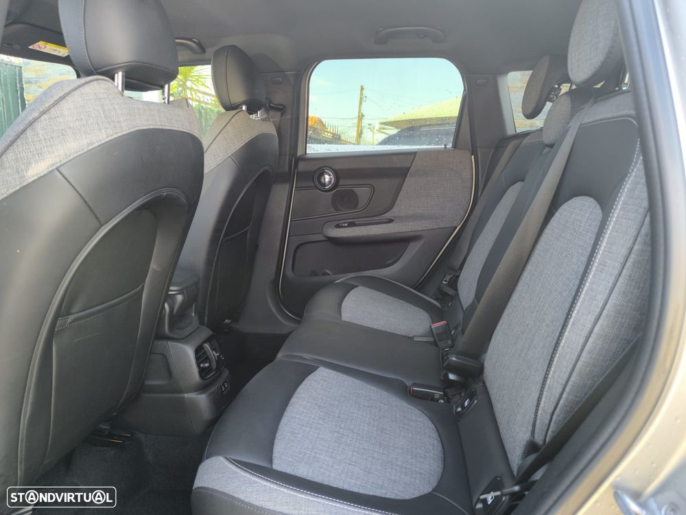 MINI Countryman Cooper D Auto - 16