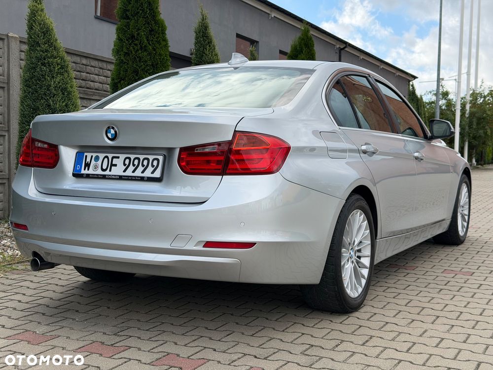 BMW Seria 3 320d Blue Performance Luxury Line - 17