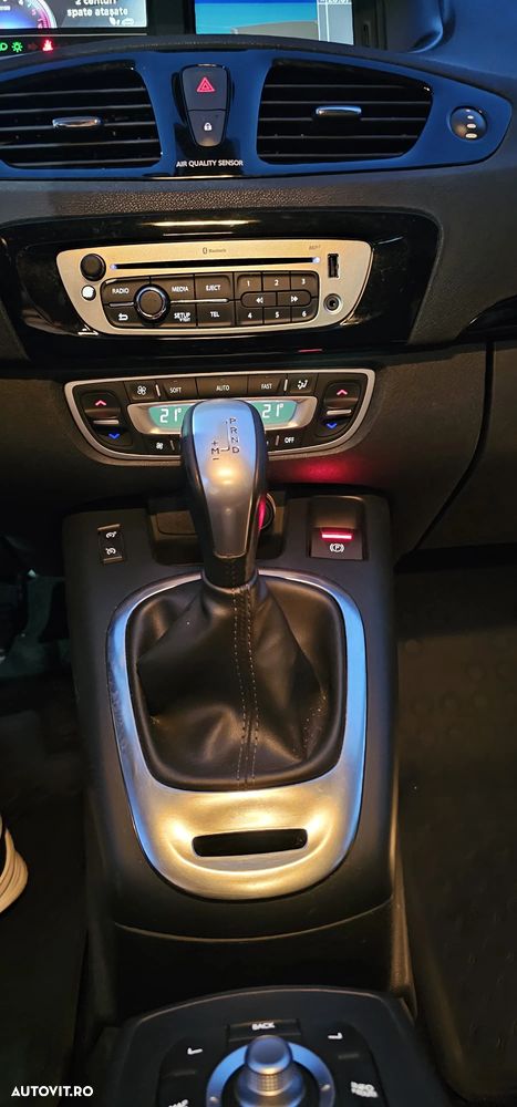 Renault Scenic - 12