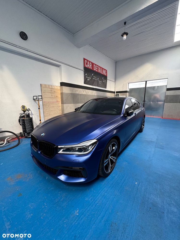 BMW Seria 7 - 2