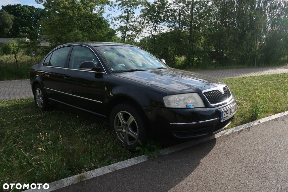 Skoda Superb 1.8T Elegance - 4