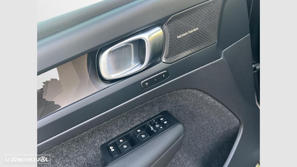 Volvo XC 40 1.5 T5 PHEV Plus Bright - 11