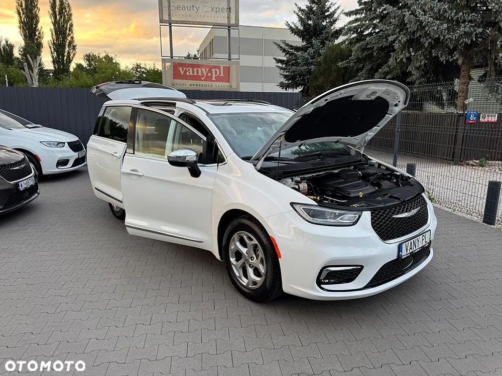 Chrysler Pacifica - 13