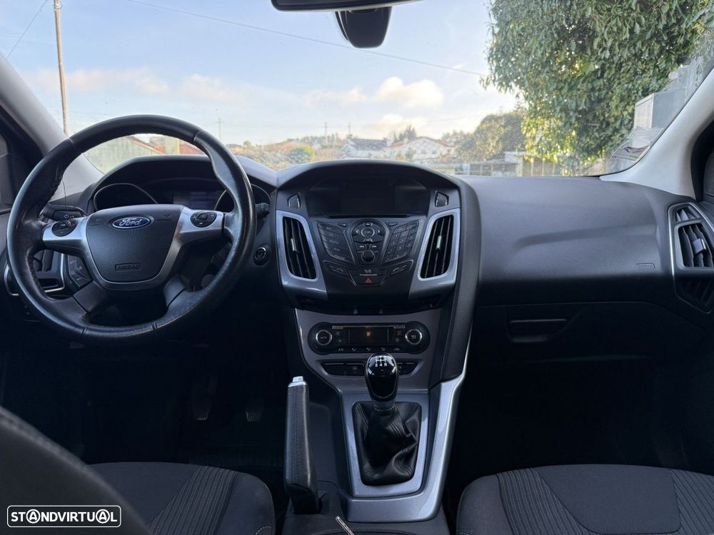 Ford Focus 1.0 EcoBoost S&S TREND - 7