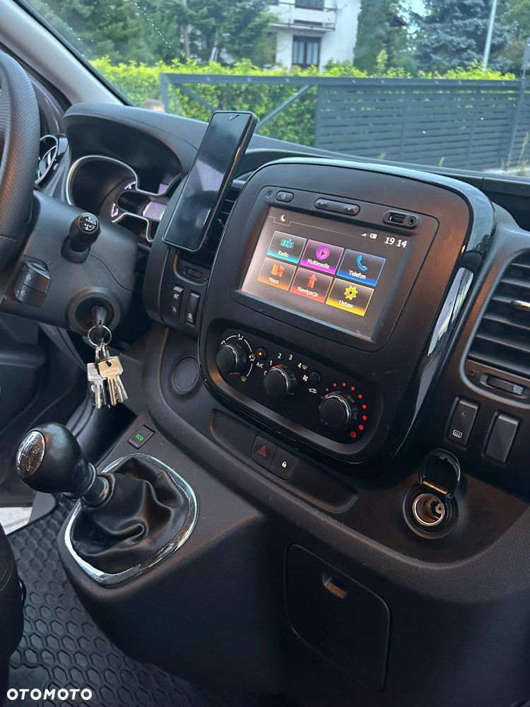 Opel Vivaro - 17