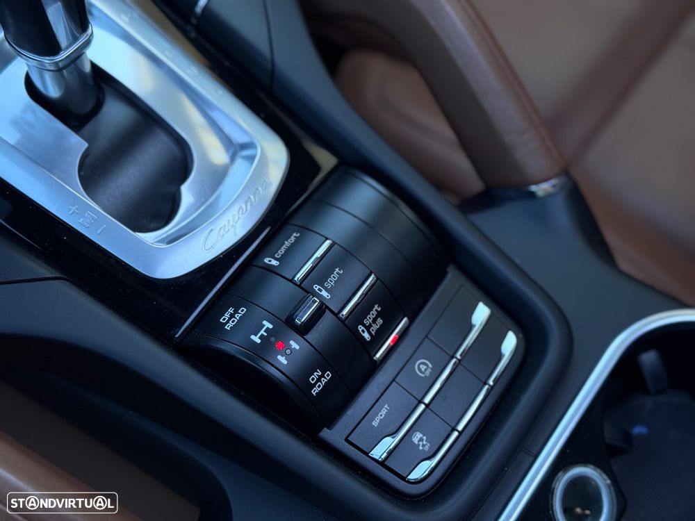 Porsche Cayenne Diesel Platinum Edition - 17