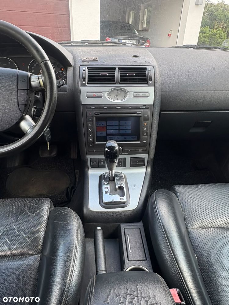 Ford Mondeo 2.0 TDCI Ambiente - 18