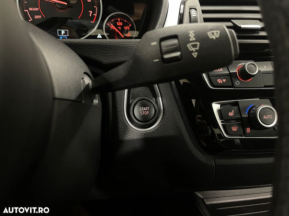 BMW Seria 3 330e iPerformance M Sport - 24