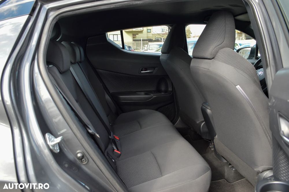 Toyota C-HR Business-Edition - 27