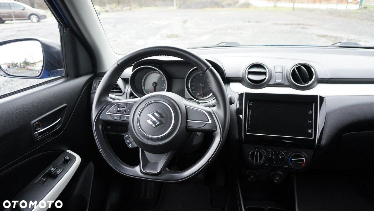 Suzuki Swift - 11