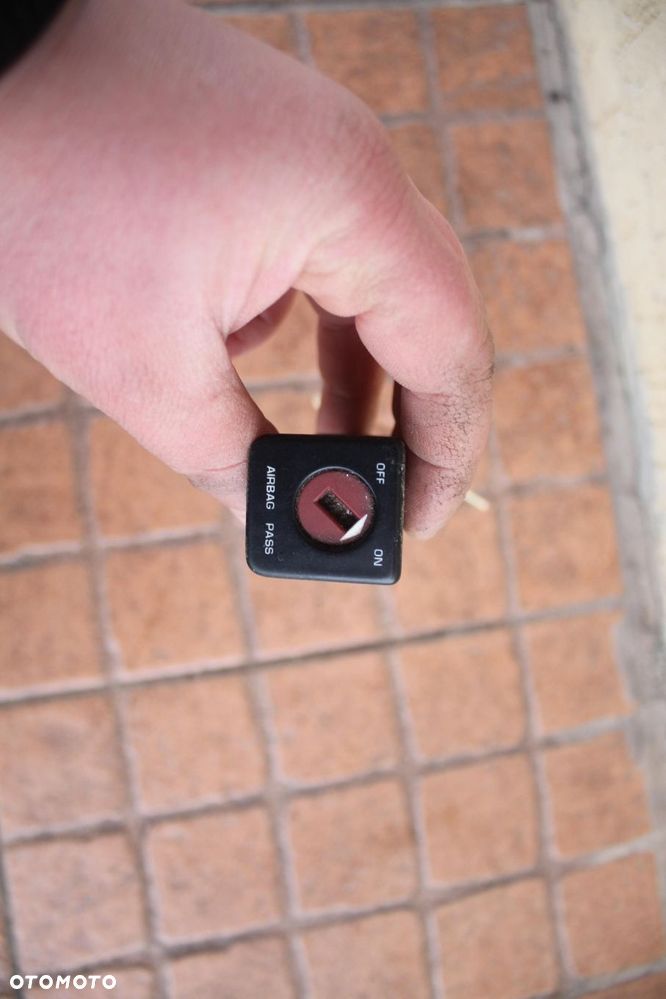 PRZEŁĄCZNIK AIRBAG PEUGEOT 307 96392531XT - 2