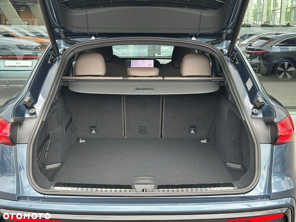 Audi Q5 Sportback - 10