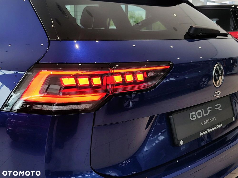 Volkswagen Golf Variant - 8
