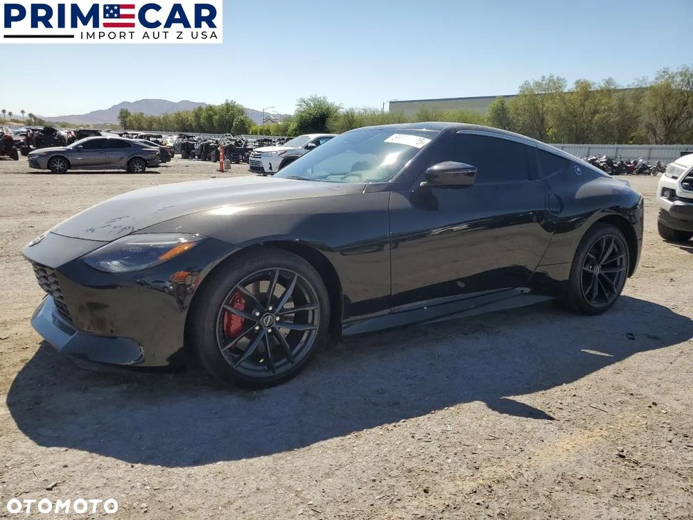 Nissan 370 Z - 1