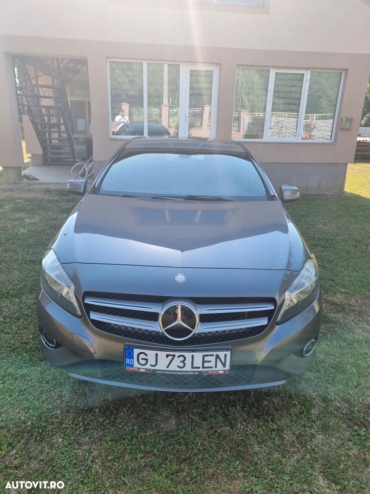 MERCEDES-BENZ A-Class 2015