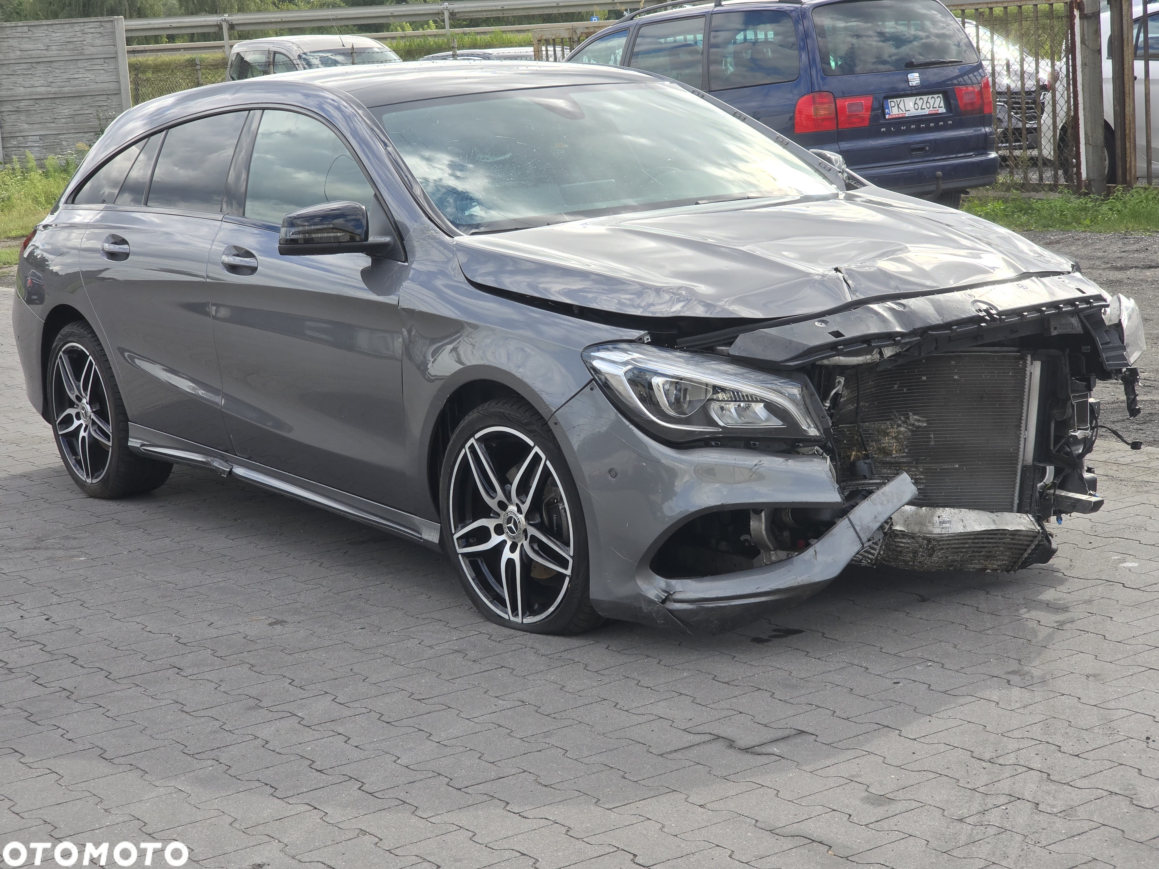 Mercedes-Benz CLA Shooting Brake 180 AMG Line - 6