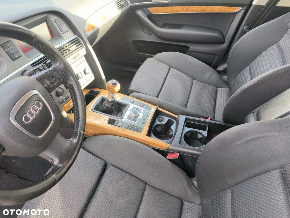 Audi A6 Avant 2.0 TDI - 13