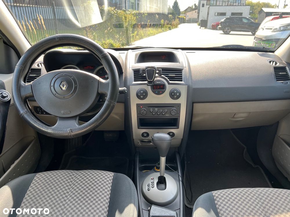 Renault Megane - 12