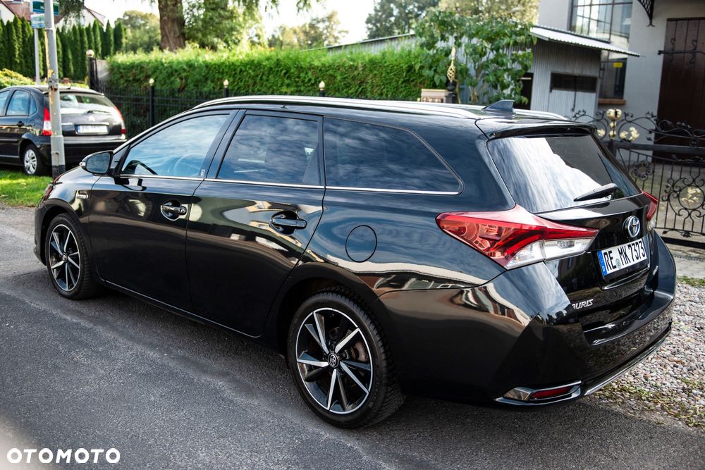 Toyota Auris - 4