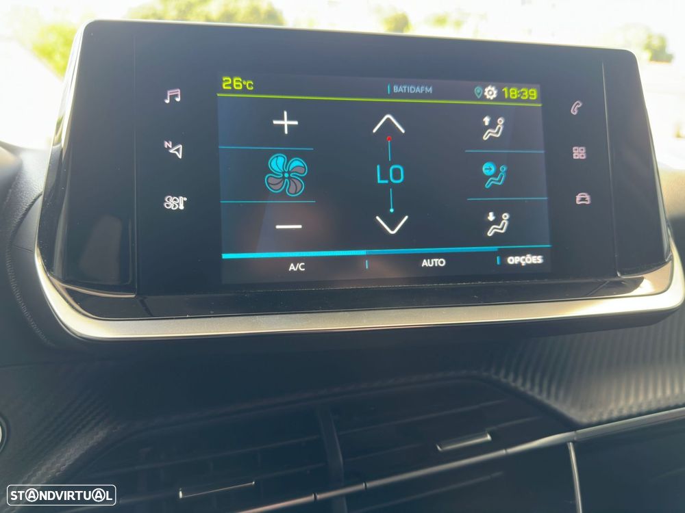 Peugeot e-2008 50 kWh Active Pack - 21
