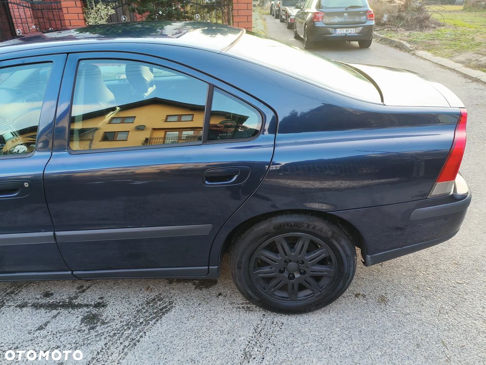 Volvo S60 2.4 Momentum - 29