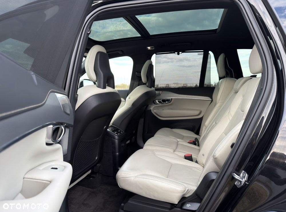 Volvo XC 90 T8 AWD Twin Engine Geartronic RDesign - 34