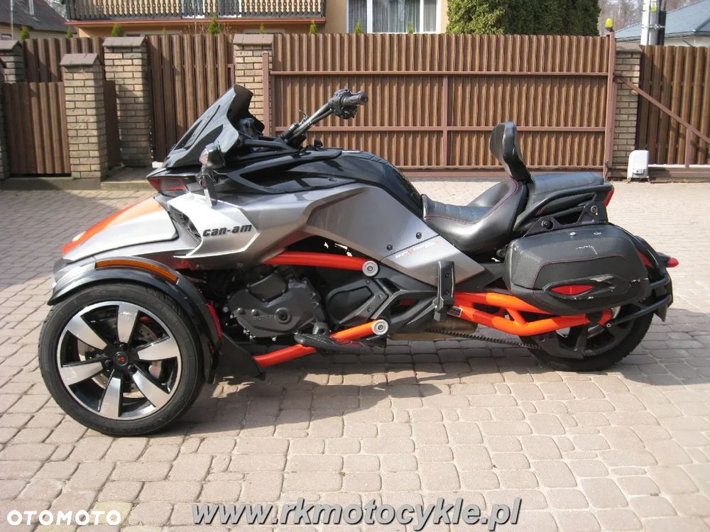Can-Am Spyder - 6