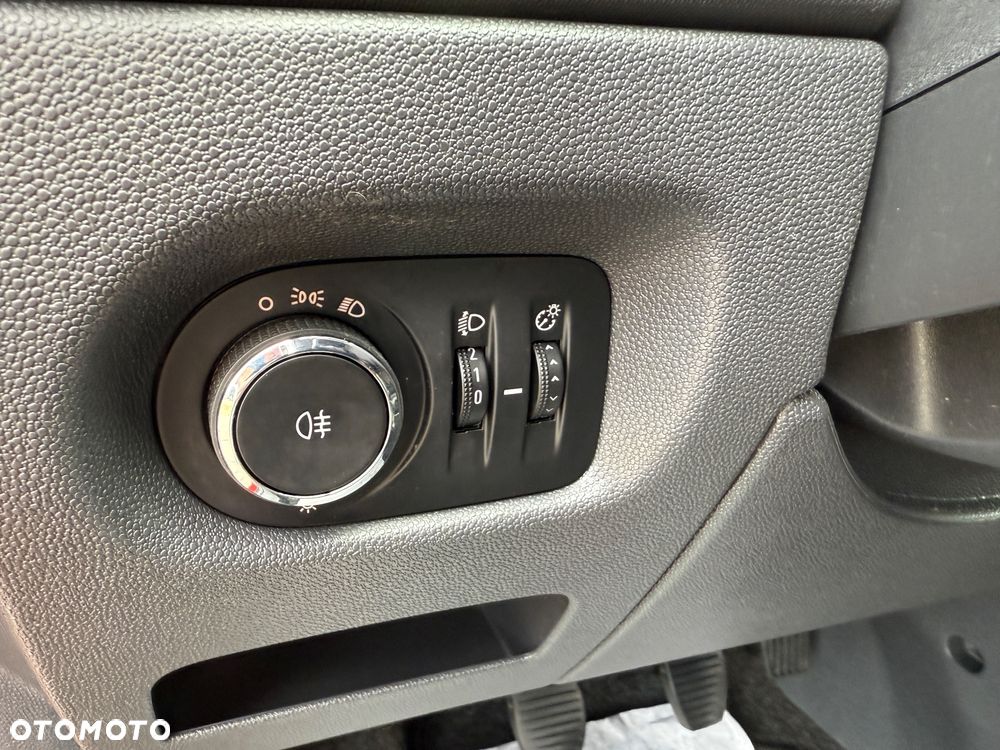 Opel Corsa 1.2 16V Color Edition - 19