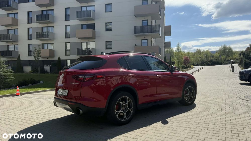 Alfa Romeo Stelvio 2.0 Turbo 16V AT8-Q4 Super - 4