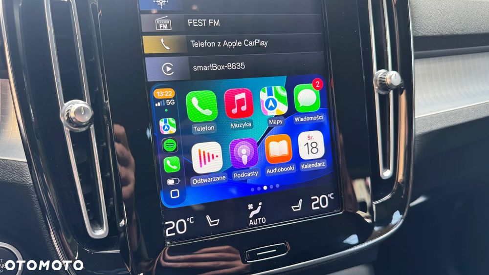 Volvo XC 40 T3 Geartronic Momentum Pro - 29