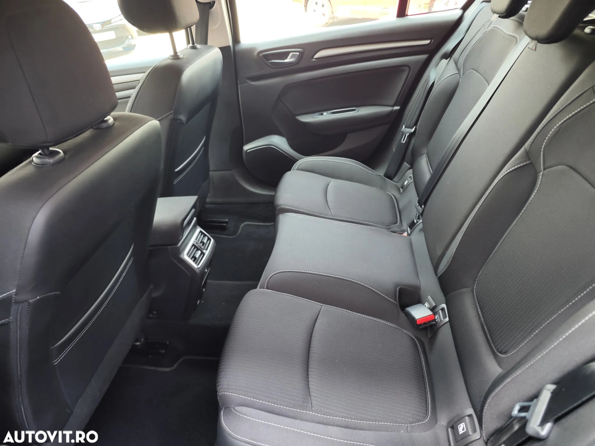 Renault Megane Grandtour BLUE dCi 115 EDC BUSINESS EDITION - 18