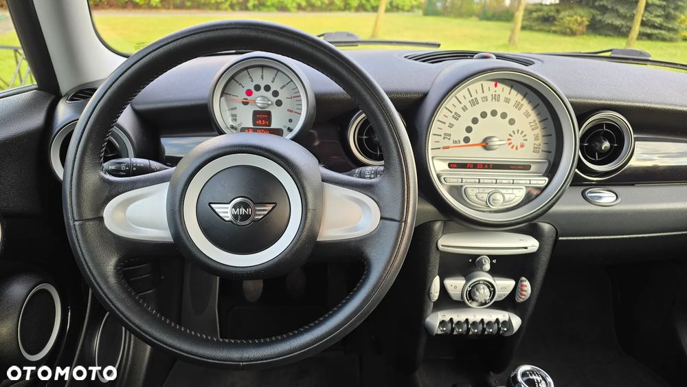 MINI Clubman One - 13