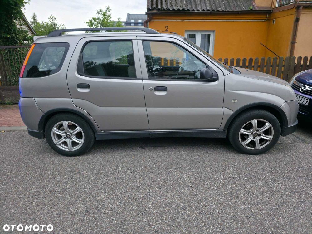 Suzuki Ignis - 1