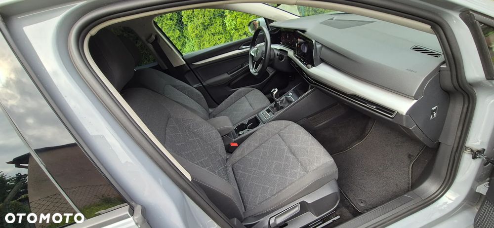 Volkswagen Golf - 10