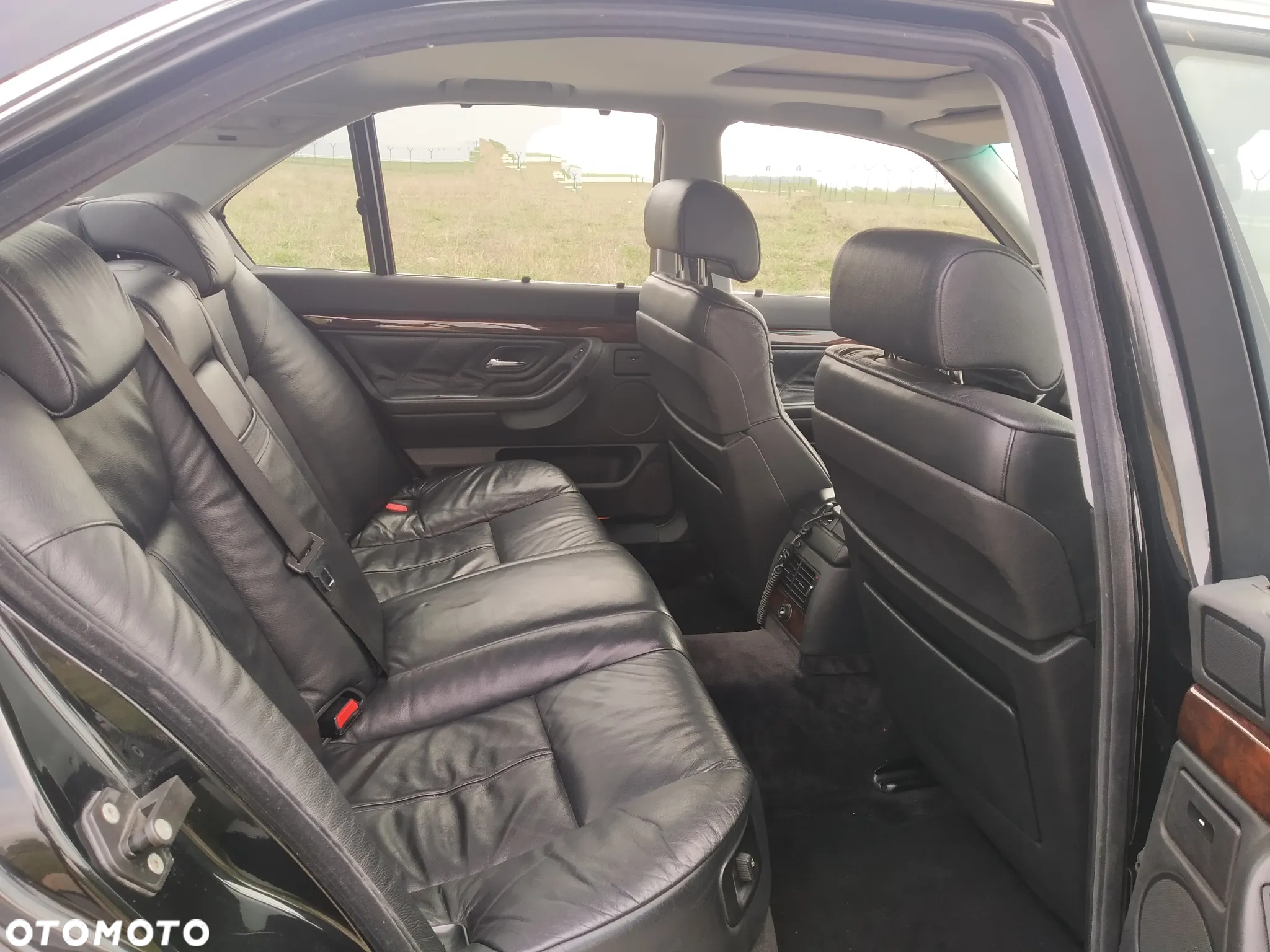 BMW Seria 7 - 15