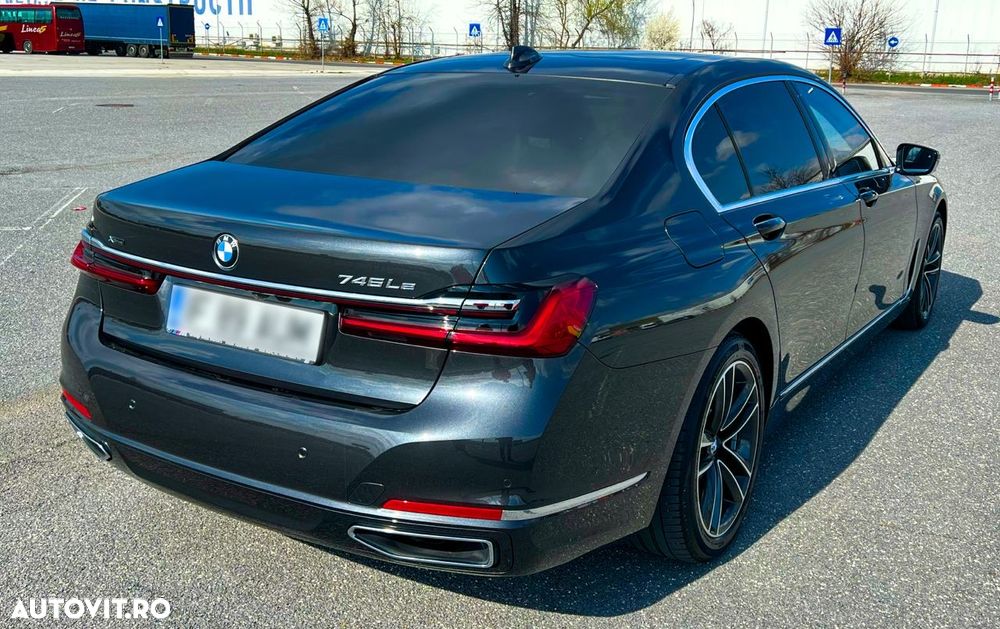 BMW Seria 7 - 13
