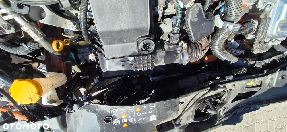 Renault Clio 1.6 E-TECH Equilibre - 9