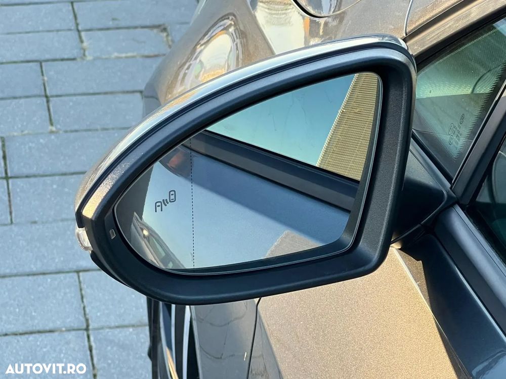 Volkswagen Golf 1.5 TSI DSG Highline - 26