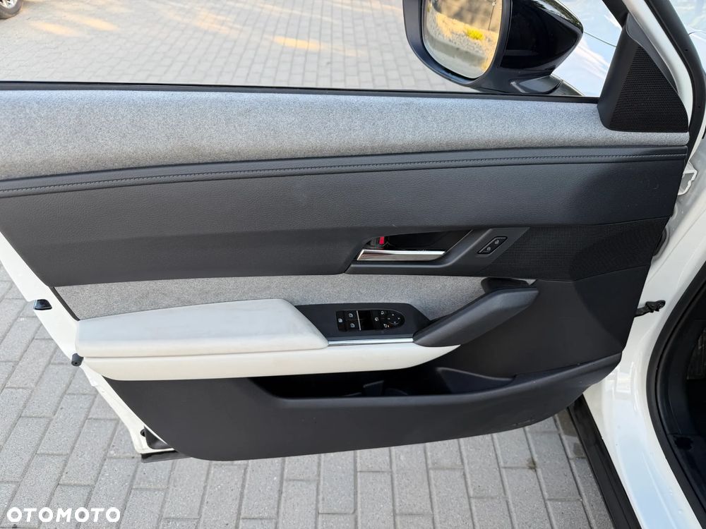 Mazda MX-30 e-SKYACTIV PRIME-LINE - 25