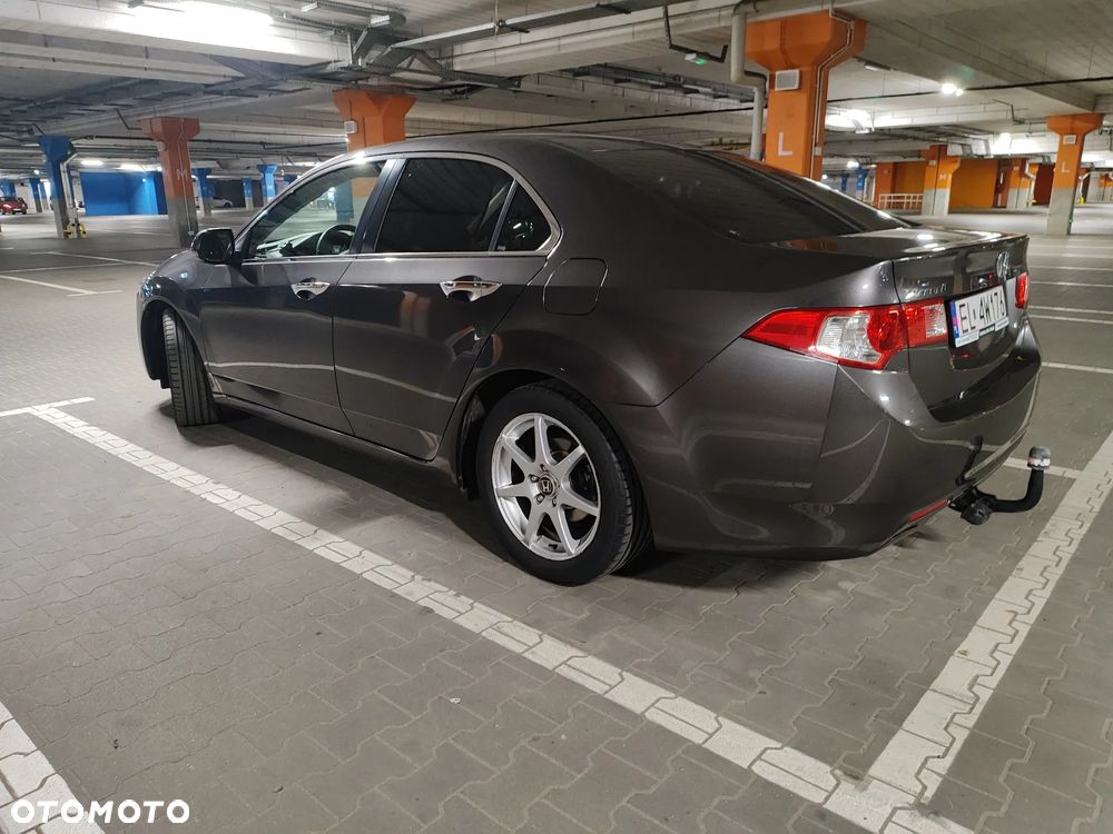 Honda Accord 2.0 Elegance - 3