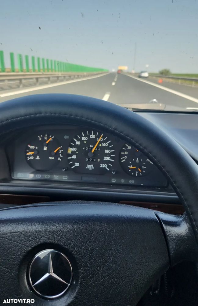 Mercedes-Benz W124 - 13