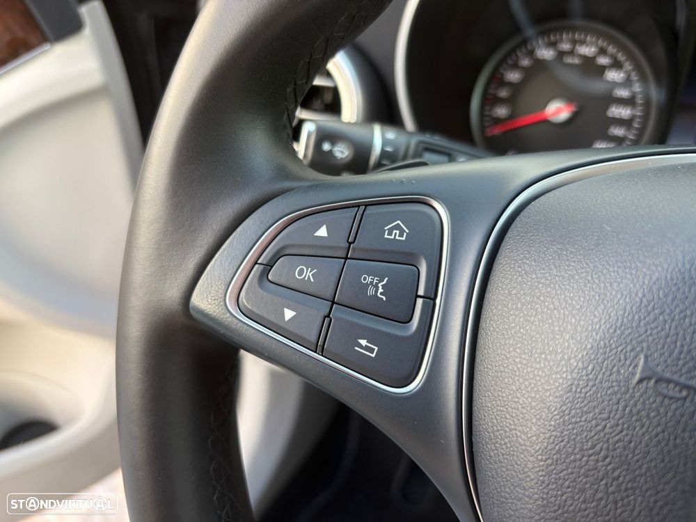 Mercedes-Benz C 300 BlueTEC Hybrid Avantgarde + - 16