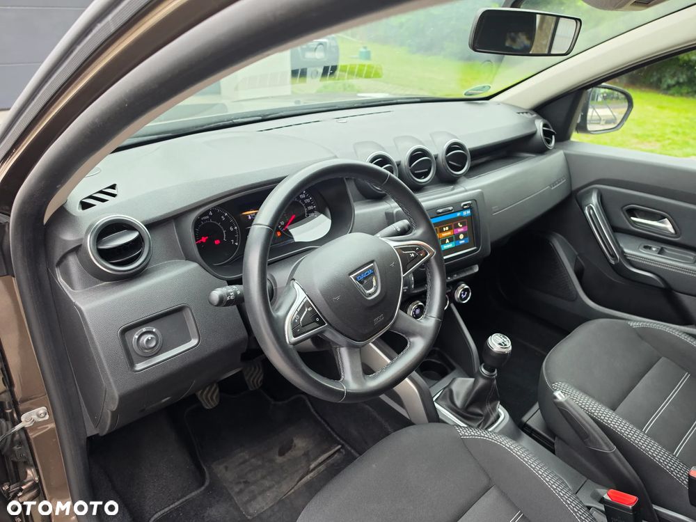 Dacia Duster 1.6 SCe Prestige - 11